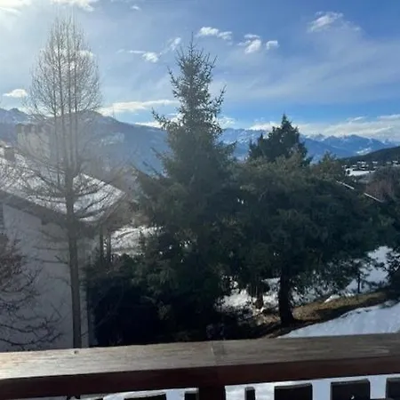 Cosy Avec Vue Sublime